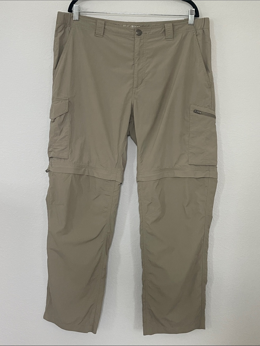 Columbia Men's 40x32 Convertible Cargo Hiking Pants Omni-Shade Khaki Nylon